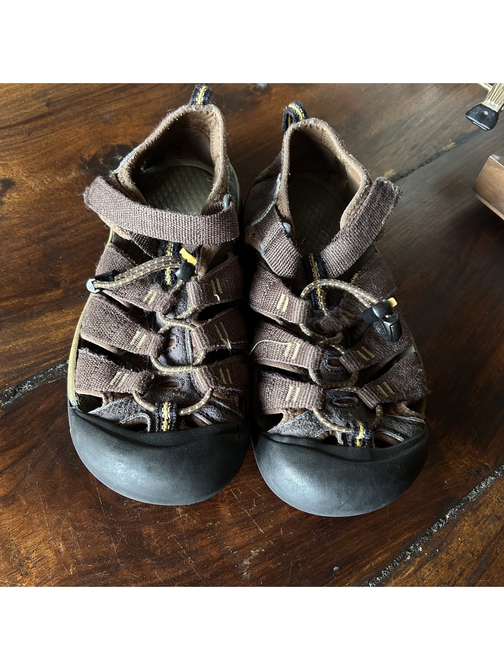 KEEN Newport Kids Hiking Sandals Size 4 Youth Brown